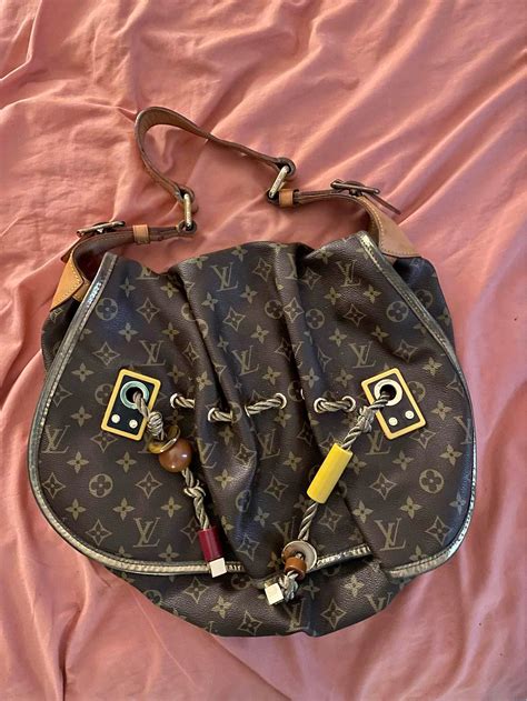 lv cairns|LOUIS VUITTON .